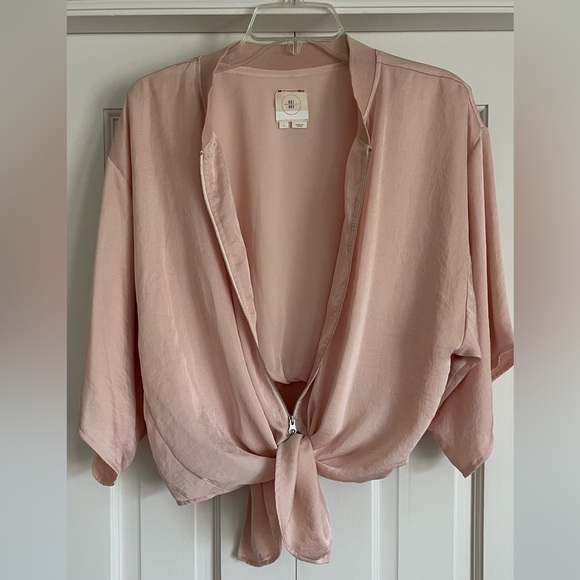 HEI HEI by Anthropologie Athleisure Pink Satin-like Jacket w/Tie Front, Size L - Picture 4 of 9